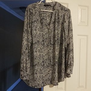 Black and white button up blouse